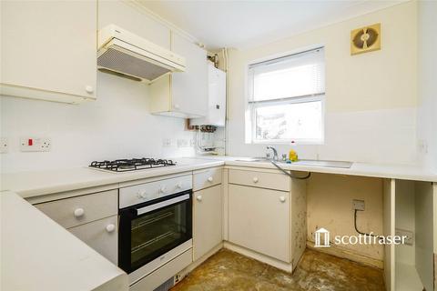2 bedroom terraced house to rent, Columbine Gardens, OX4