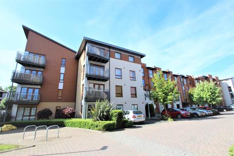 2 bedroom flat to rent, Commonwealth Drive, Three Bridges, Crawley RH10