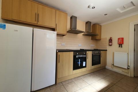 7 bedroom terraced house to rent, Donald Street, Roath, Cardiff, CF24
