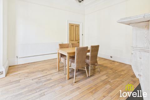 undefined, Hutt Street, Kingston upon Hull HU3