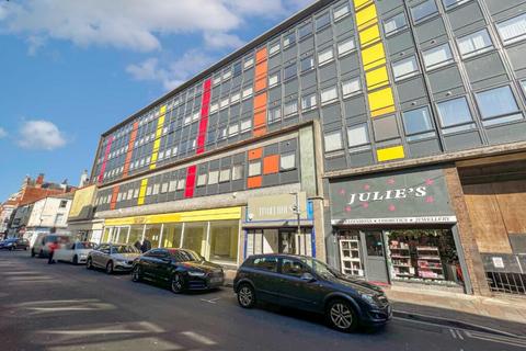 undefined, South Street, Hull HU1