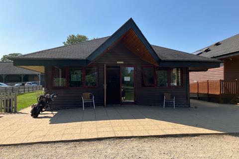 Workshop & retail space to rent - Mount Pleasant Golf Club, Lower Stondon, Henlow, Bedfordshire