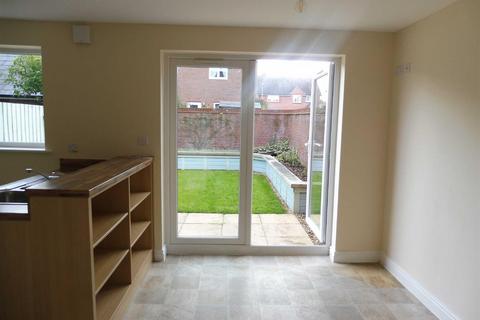 3 bedroom semi-detached house to rent, Barrington Way, Wellington