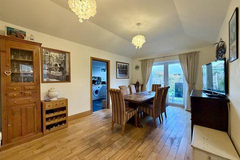 5 bedroom detached house for sale, Park Road, Burnham-On-Crouch