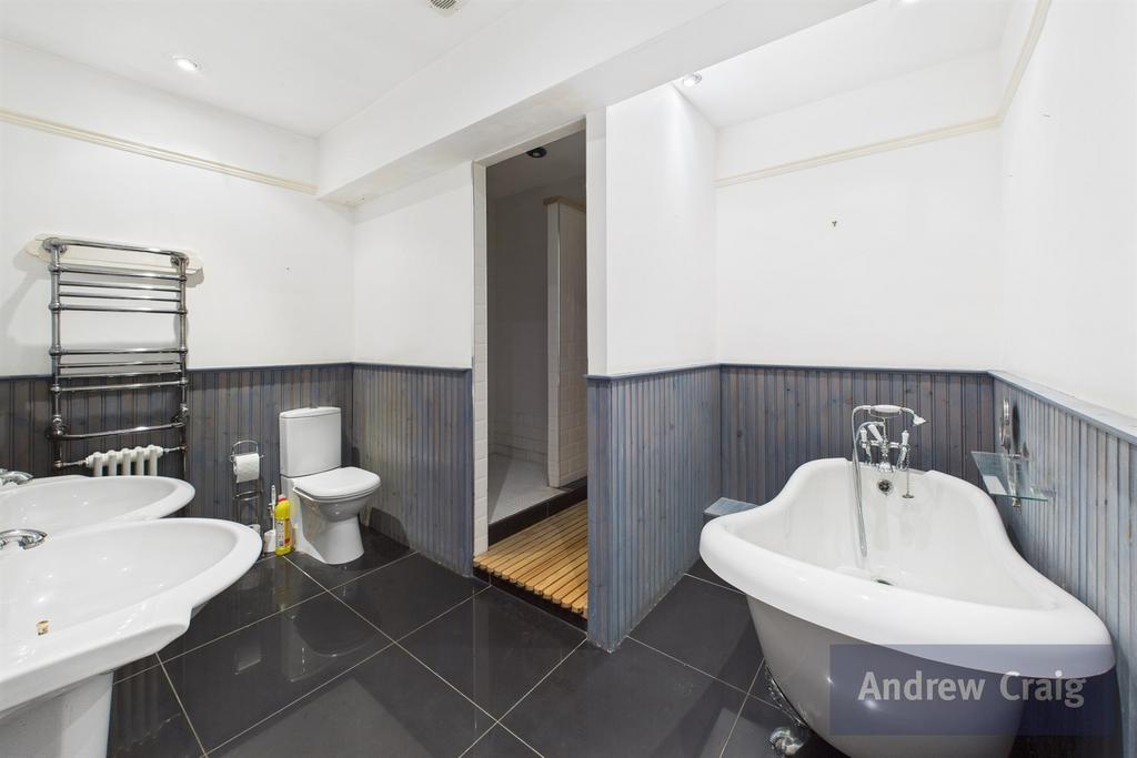 Bathroom Suite