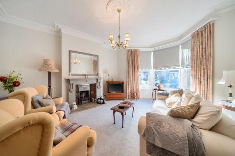 undefined, West End Avenue, Harrogate, HG2