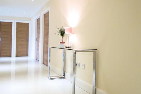 3 bedroom apartment for sale, Regent Court, North Bank, St Johns Wood