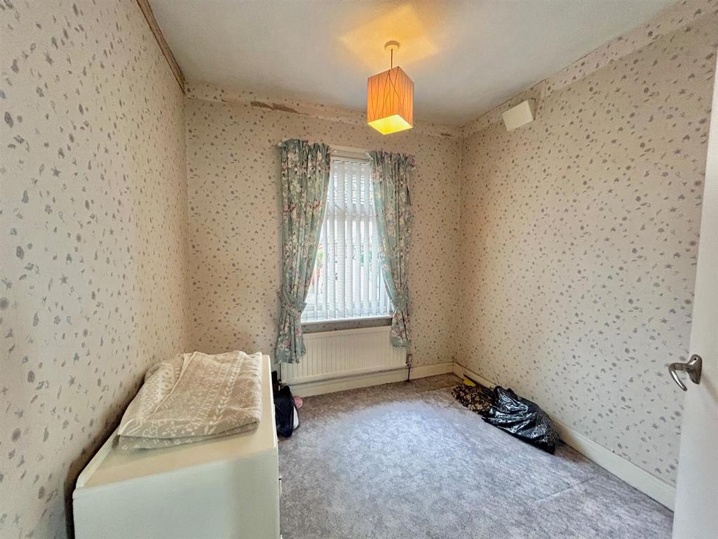 Bedroom 2.jpg