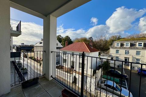 undefined, W210 Metropol, St Helier