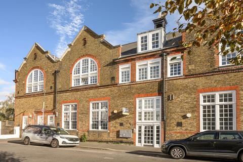 undefined, Craven Gardens, London SW19