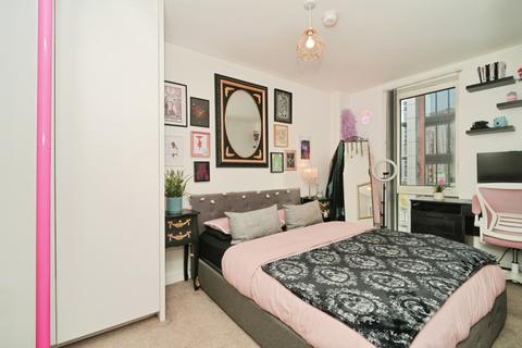 2 bedroom apartment for sale, Lockside Lane, Salford M5