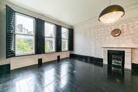 2 bedroom flat for sale, Warwick Road, Earls Court, London, SW5