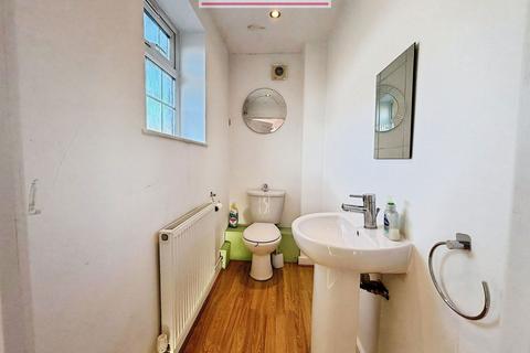 undefined, Greenacre Close, Swanley, BR8 8HT