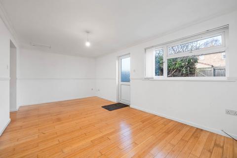 3 bedroom terraced house for sale, Mountbatten Avenue, Stamford
