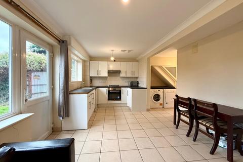 undefined, Field Avenue, Canterbury CT1