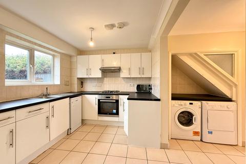 undefined, Field Avenue, Canterbury CT1