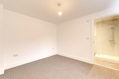 1 bedroom property to rent, Stoke, Stoke-On-Trent