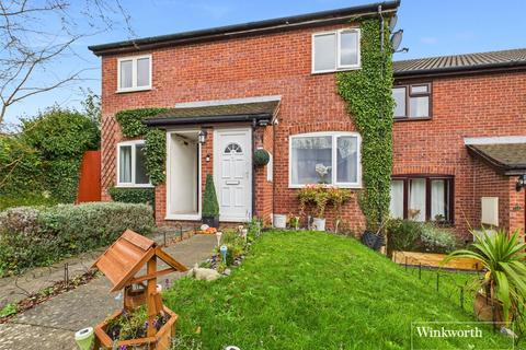 2 bedroom terraced house for sale, Stable Close, Burghfield Common, Reading, Berkshire, RG7