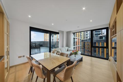 3 bedroom apartment for sale, Embassy Gardens,  London SW11