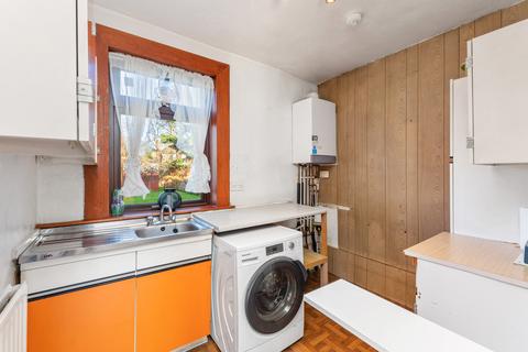 2 bedroom flat for sale, 112 Stenhouse Avenue, Edinburgh, EH11 3DB
