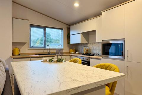 2 bedroom lodge for sale, Allerthorpe East Riding of Yorkshire