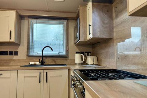 3 bedroom lodge for sale, Allerthorpe East Riding of Yorkshire