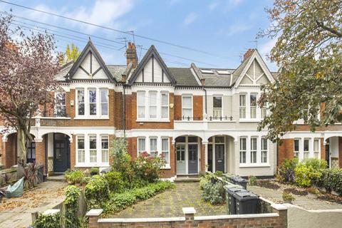 Trouville Road, London SW4