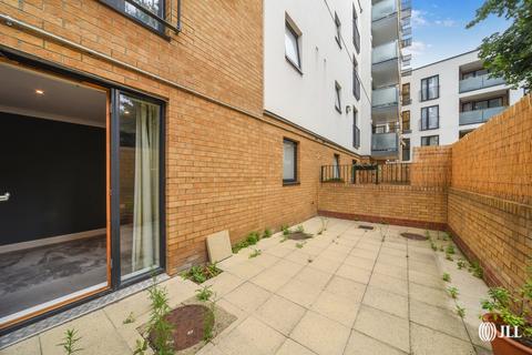 1 bedroom flat to rent, Robsart Street London SW9