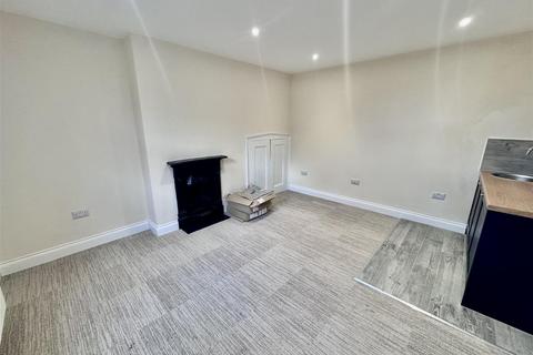 undefined, St Helier - REN044