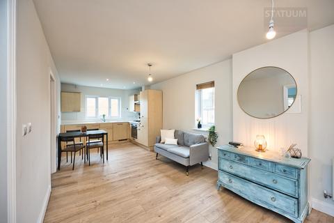 undefined, Castlemaine Avenue, Medway, Gillingham, Kent, ME7