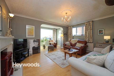 4 bedroom detached house for sale, Paris Avenue, Westlands, Newcastle-under-Lyme, Staffordshire