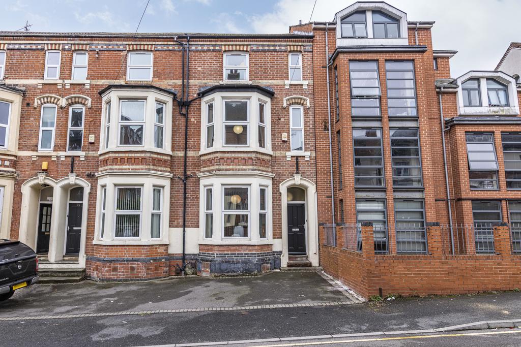 15 Arthur Street-1