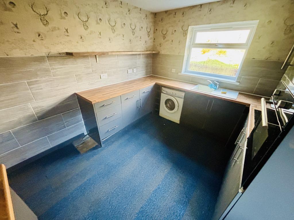 Kitchen (second image)