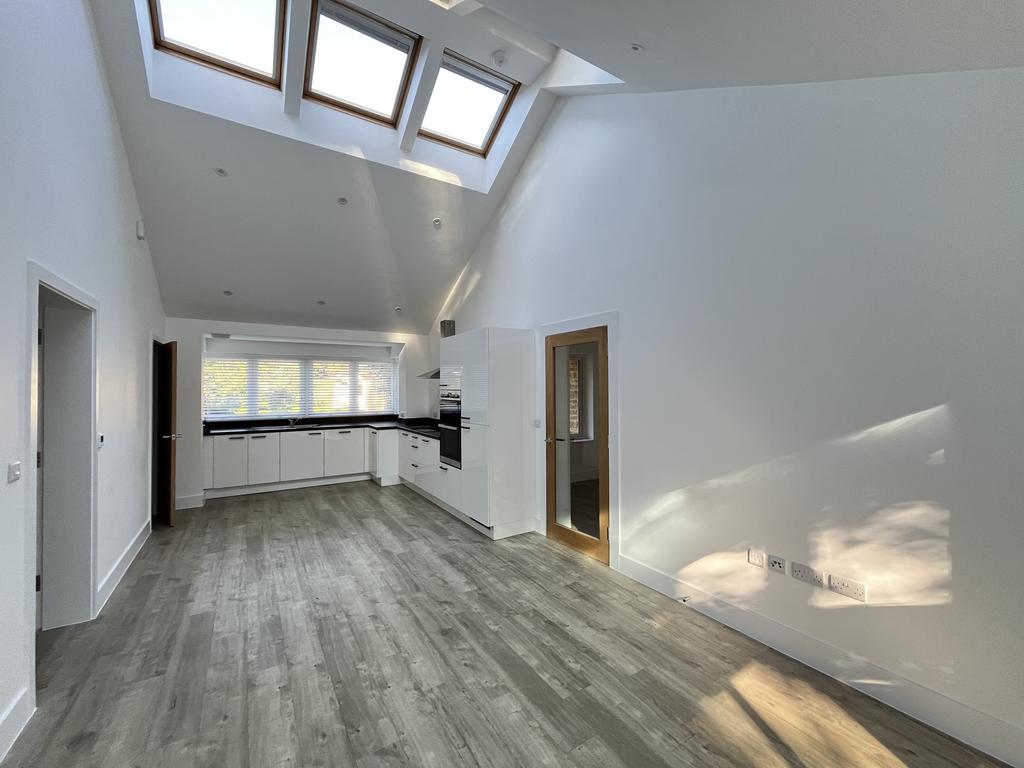 Lounge kitchen 2