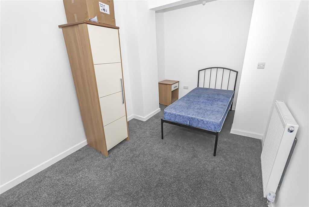 1st F Room 3.JPG