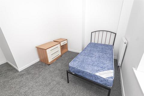 undefined, Bridge Street, Shaw, Oldham