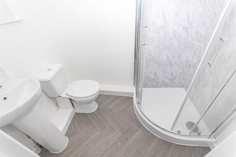 undefined, Bridge Street, Shaw, Oldham