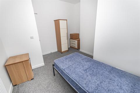 undefined, Bridge Street, Shaw, Oldham