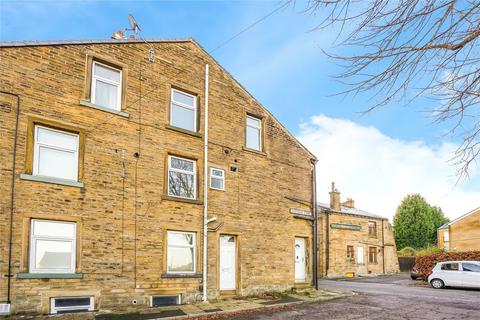 2 bedroom terraced house to rent, Woodhead Street, Halifax, HX2