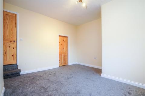 2 bedroom terraced house to rent, Woodhead Street, Halifax, HX2