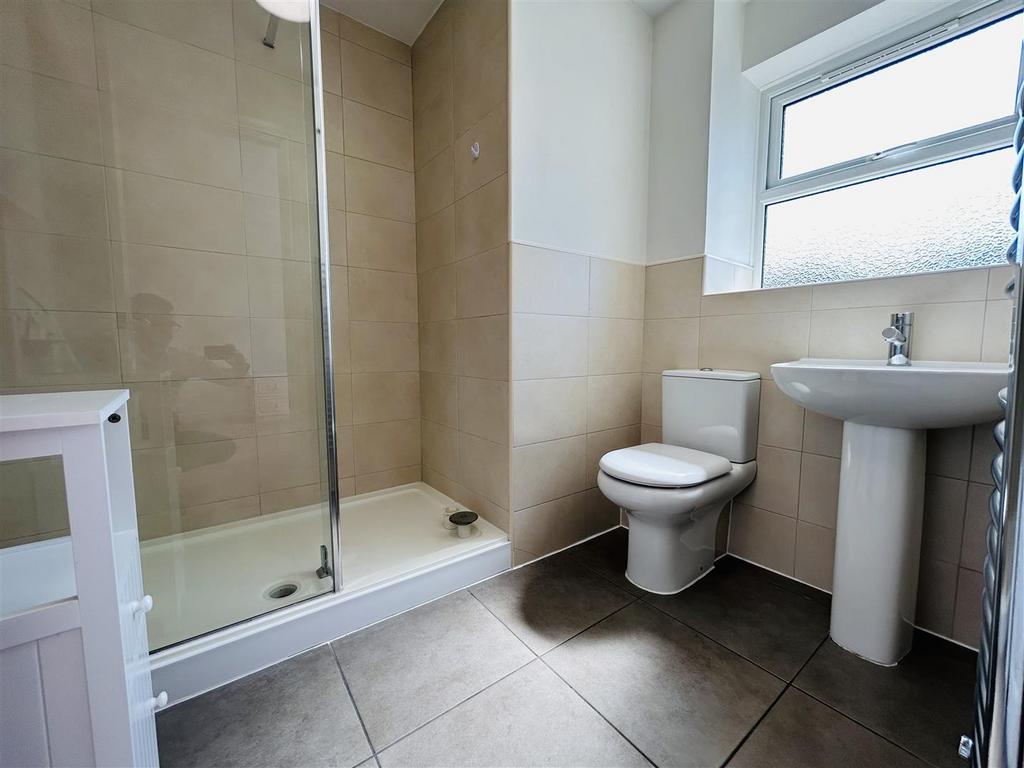 Ensuite.jpg