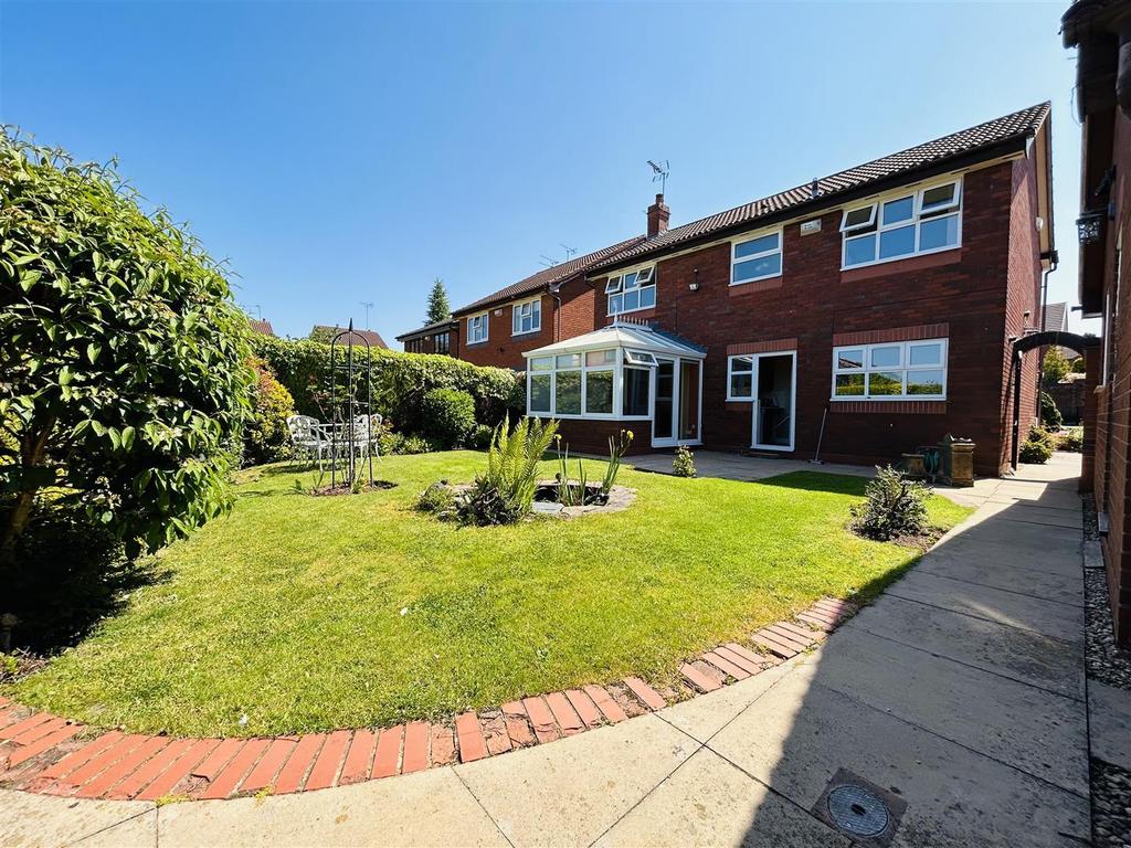 Rear garden.jpg