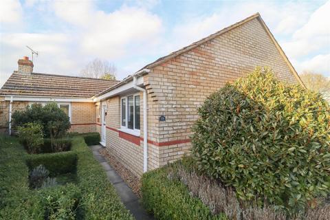 4 bedroom detached bungalow to rent, Browns Close, Newmarket CB8