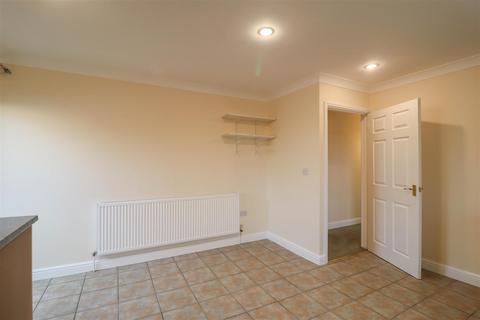 4 bedroom detached bungalow to rent, Browns Close, Newmarket CB8