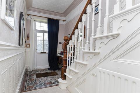 undefined, Grasmere Road, Huddersfield HD1