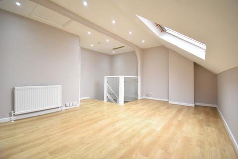 undefined, Derwent Road, London, N13