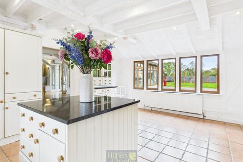 4 bedroom bungalow for sale, Ashwells Road, Pilgrims Hatch, Brentwood, Essex, CM15