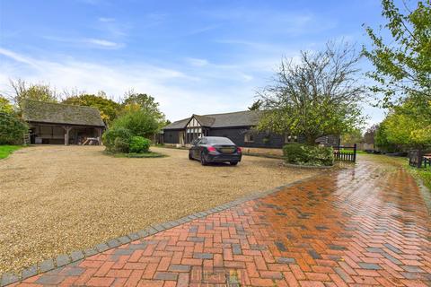 4 bedroom bungalow for sale, Ashwells Road, Pilgrims Hatch, Brentwood, Essex, CM15