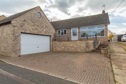 3 bedroom link detached house to rent, South Street, Middle Barton OX7