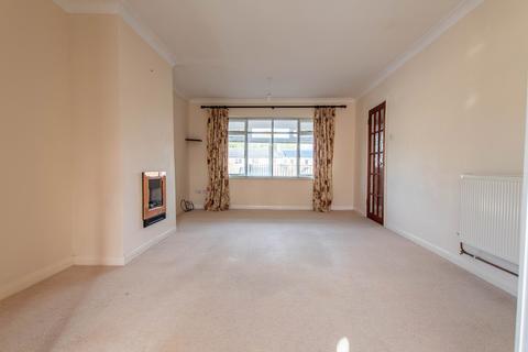 3 bedroom link detached house to rent, South Street, Middle Barton OX7